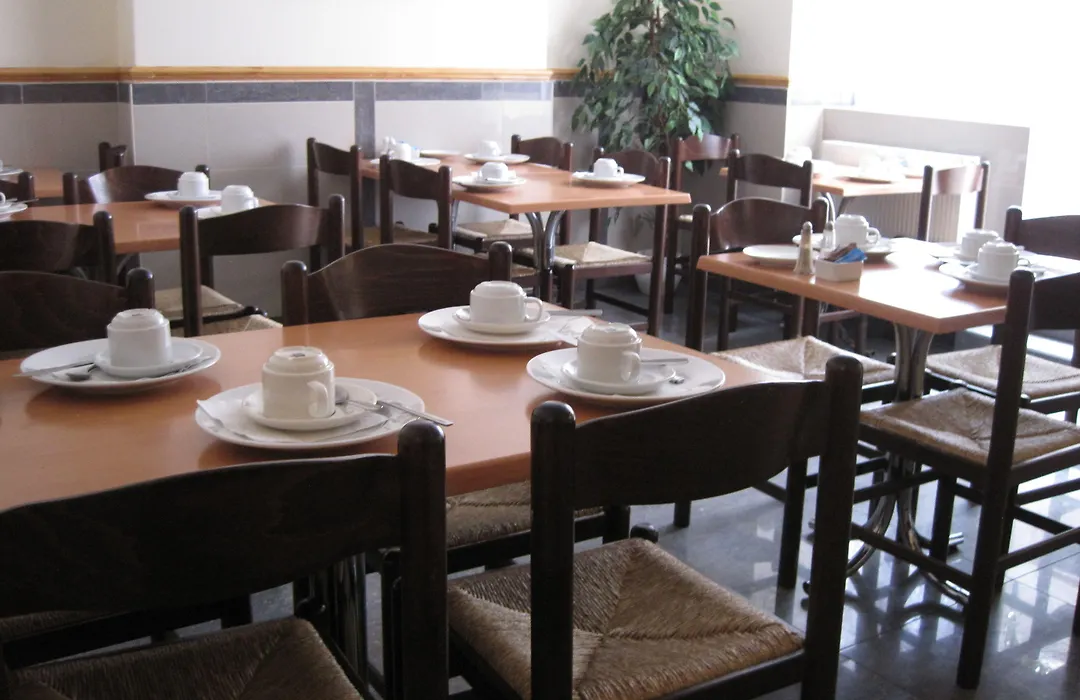 Elmwood Hotel-1